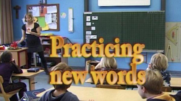 Film 1 - Sequenz 4: Practising new words